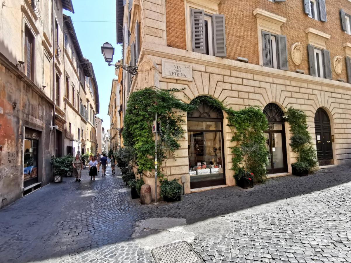 Romantica Navona Luaran gambar